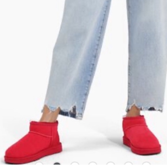 UGG Shoes - NEW🎁✨UGG Classic Ultra Mini Boot